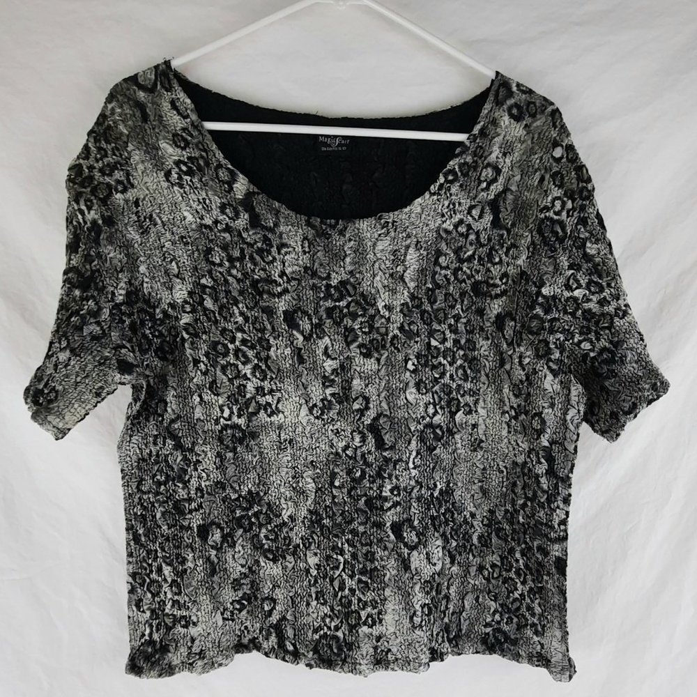 Black/grey/white Magic Crush Magic Scarf Top Size XL-2X